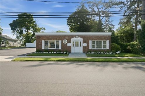 33 Candee Avenue