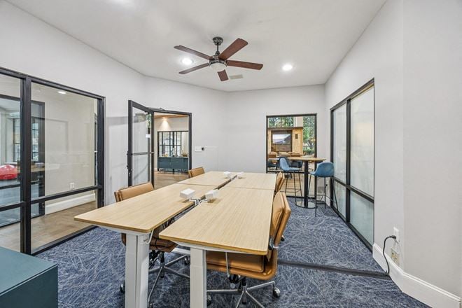 Apt CoWork - at Toscana Valley Ridge