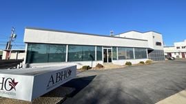 667 Union Blvd