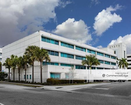 Photo of commercial space at 1950 Arlington Street in Sarasota