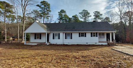 Photo of commercial space at 5306 Creedmoor Rd in Raleigh