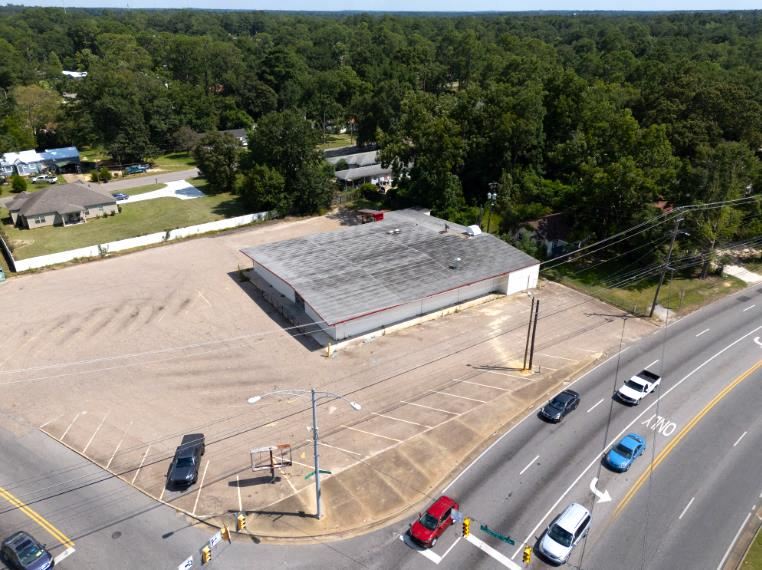 Former Grocery Store with Loading Dock