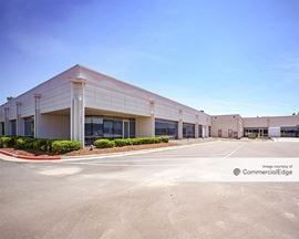 2450 Perimeter's Edge