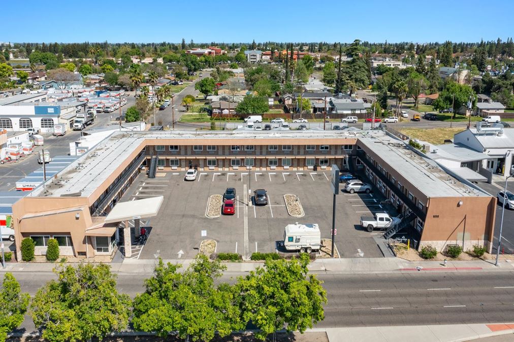 $749K NOI 2024 | Days Inn by Wyndham Yosemite Area