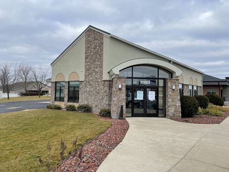 10688 Randolph Street - Winfield