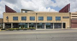 220 South Congress