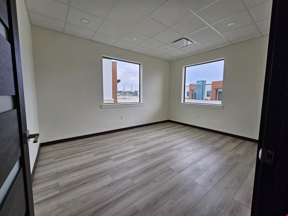 5151 Meadow Ranch Suite 105 Richmond, TX 77407