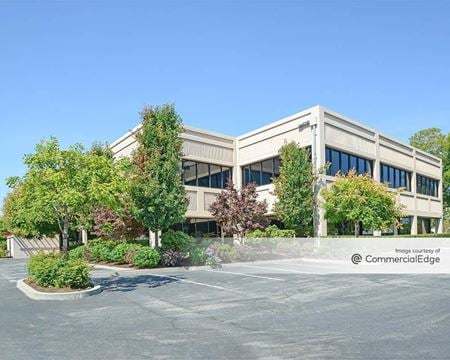 Photo of commercial space at 3950 Fabian Way in Palo Alto
