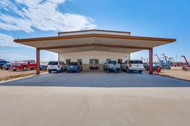 3-Bay Shop with Office & Living Space