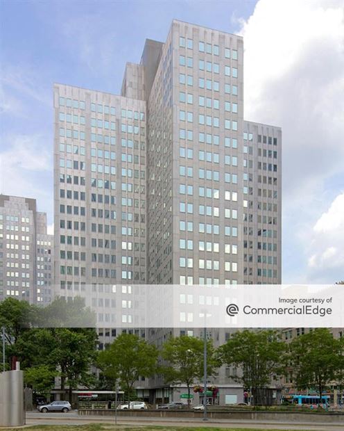 Two Gateway Center