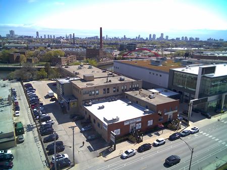 Retail space for Rent at 2525 North Elston Avenue in Chicago