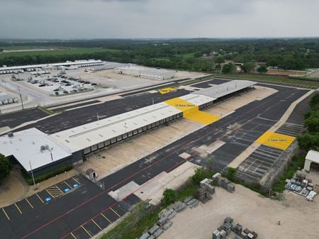 Photo of commercial space at 1415 S. Loop 12 in Irving