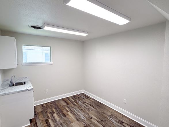 Renovated Office Suite along S Burnside Ave