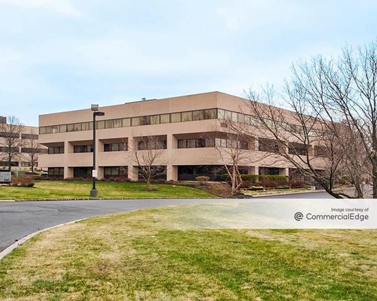Bridgewater 22 Business Center - 1011 US Route 22 West