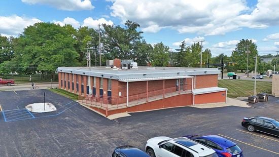 Up to 2,396 SF Lower Level Space located  north of Downtown Jackson
