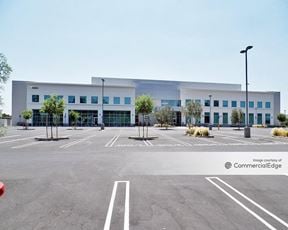 Hoag Health Center Irvine - 16205 & 16305 Sand Canyon Avenue