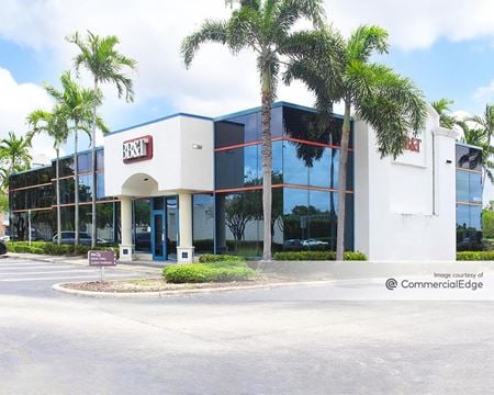 Commercial space for Rent at 19205 Biscayne Blvd in Aventura