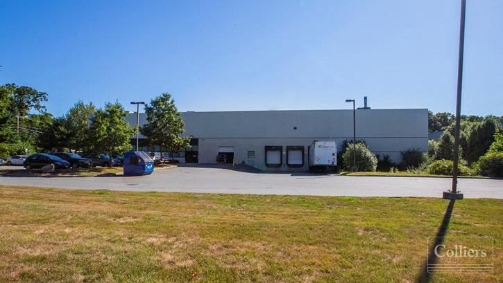35,000 SF Warehouse For Sublease in Cabot Business Park
