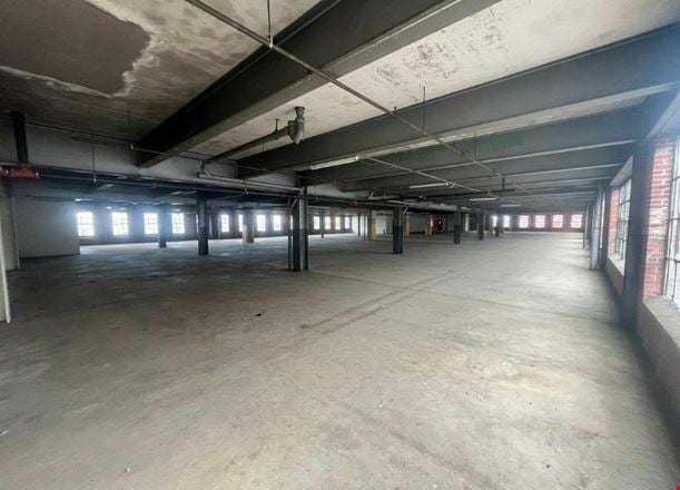 151-155 E Market St & 36-40 W-B Blvd.
