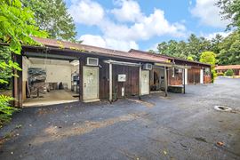 141 Glenn Bridge Road