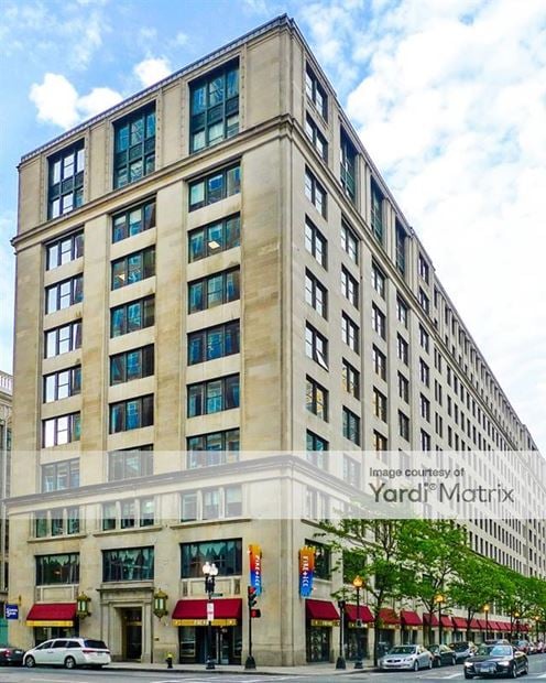 Park Square Building