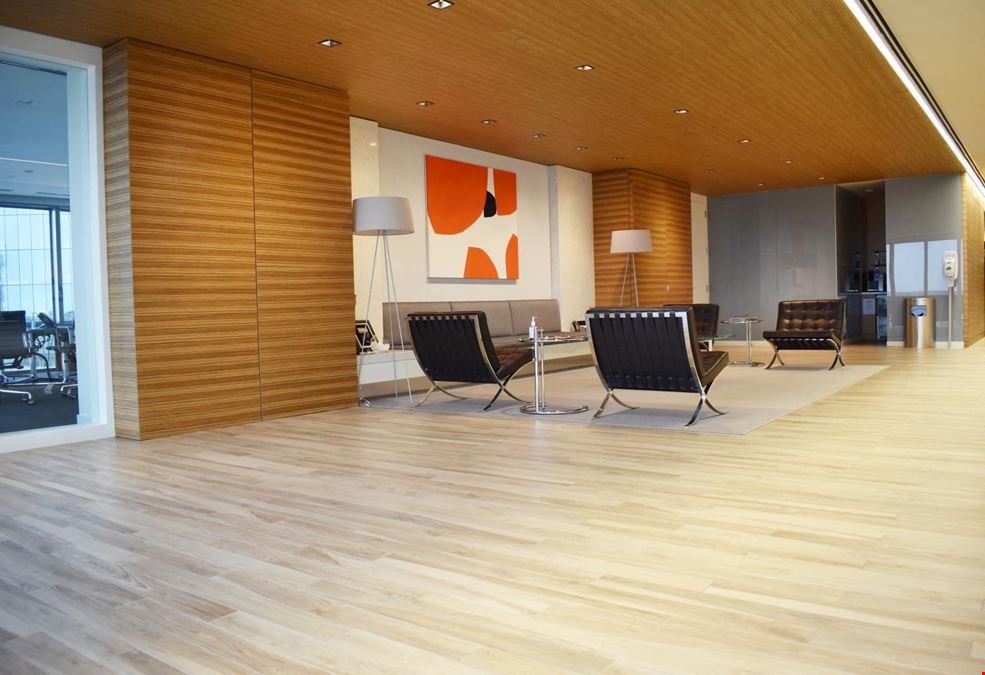 Fountain Place | Sublease 219,795 SF