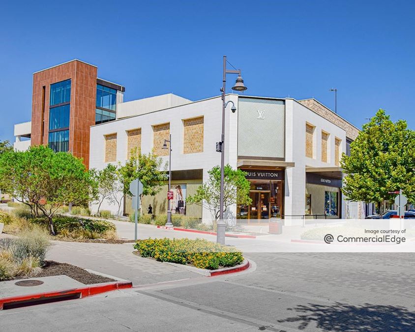 The Shops at Clearfork 5001 Trailhead Bend Way, Fort Worth, TX