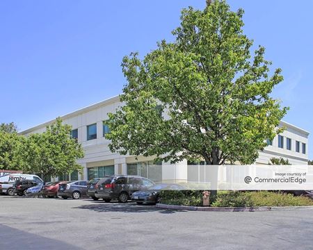 Hellyer Oaks Technology Park - 5245 & 5265 Hellyer Avenue - San Jose