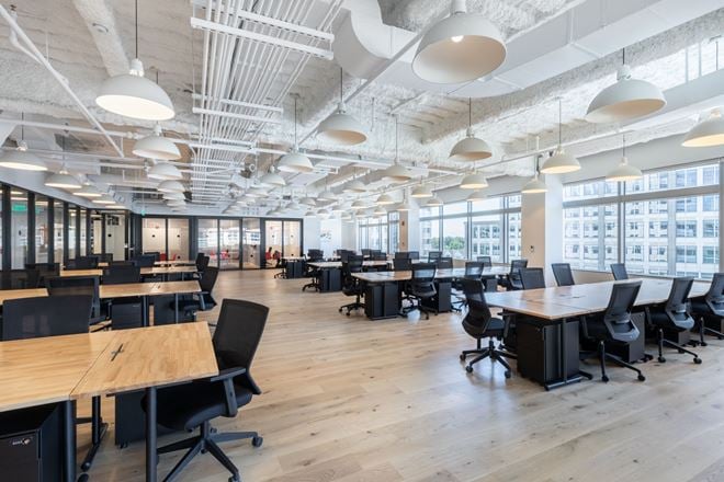 WeWork - 901 North Glebe Road