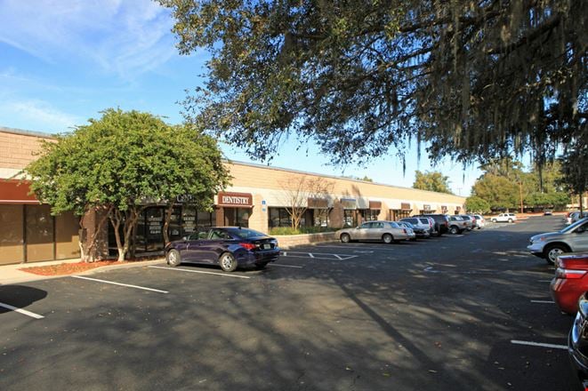 Paddock Park Business Center