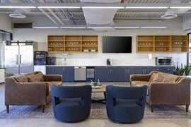Premier Workspaces - GT1 - Newport Beach Gateway Plaza