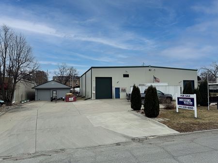 Industrial space for Sale at 2015 N 84th St in Omaha