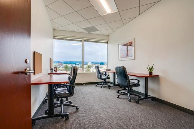 Barrister Executive Suites - Wilshire Bundy Plaza