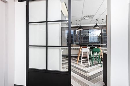 800      Space Photo Gallery 17