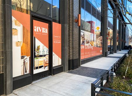 Retail space for Rent at 1125 W Van Buren in Chicago