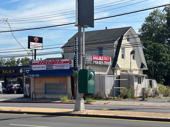 2236 Hylan Blvd