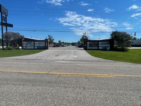 Mixed Use space for Rent at 5821 Rangeline Road in Theodore