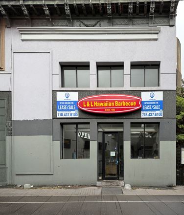 800 SF | 902 Broadway | One-Story Vented Retail Building in Bushwick for Lease
