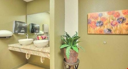 Coworking space for Rent at 3321 Candelaria Rd NE suite b in Albuquerque