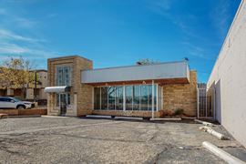 Fully Remodeled High Traffic Retail with Showroom & Vault