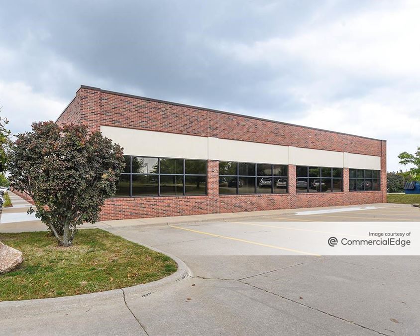 Walnut Ridge Business Park - 3329 109th Street