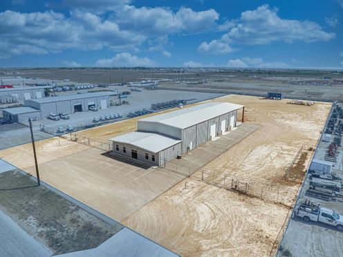 Industrial Shop/Office w/Wash-Bay on 2.45 Acres