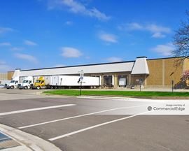 Elk Grove Industrial Park - 2600 Lively Blvd