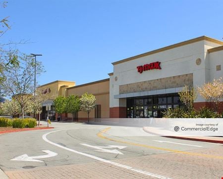 Retail space for Rent at 1127 Industrial Road in San Carlos