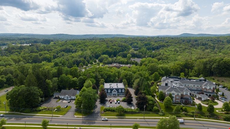 111 Simsbury Rd, Unit 4