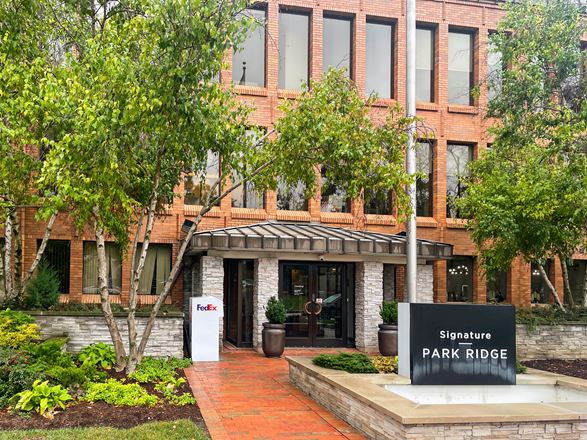 Signature - Chicago - Park Ridge