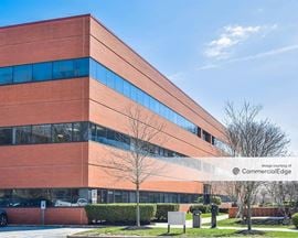 Radnor Financial Center - 170 North Radnor Chester Road