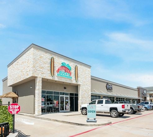 Plaza at Lake Conroe