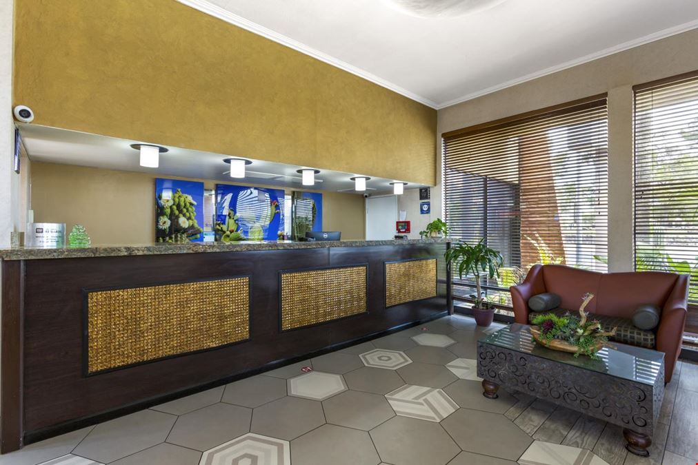 Best Western Royal Sun Inn & Suites