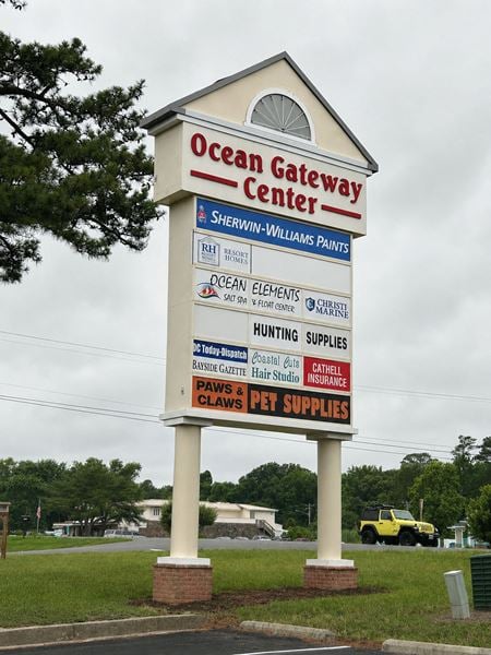 Retail space for Rent at 11932–11934 Ocean Gateway in West Ocean City